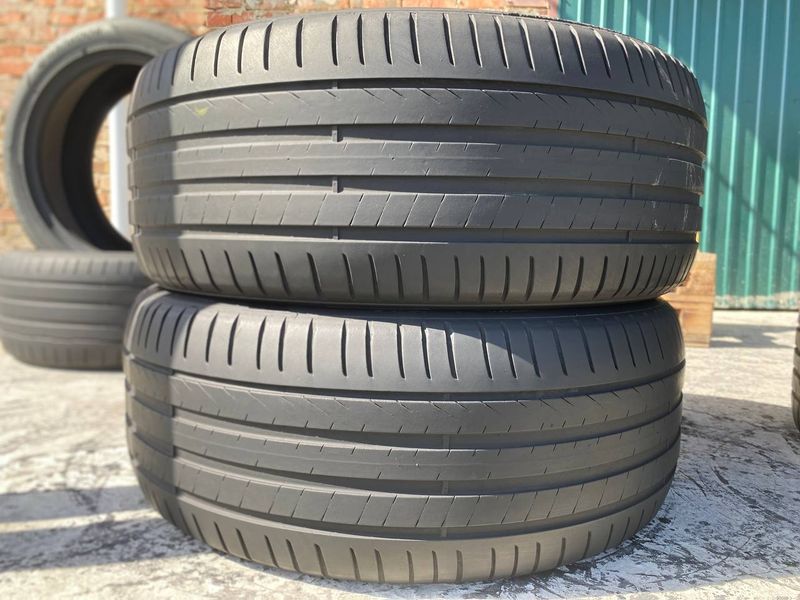 255/45R19 Pirelli Scorpion 01150 фото