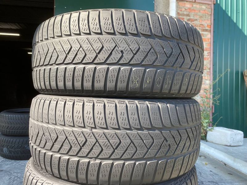 225/40R18 Pirelli Sottozero 3 0845olx фото