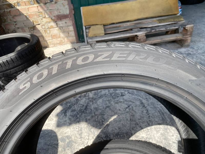 235/45R19 Pirelli Sottozero 3 01509olx фото