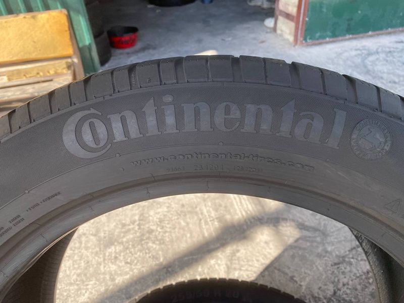 255/50R20 Continental ContiWinterContact TS830 P 01466 фото