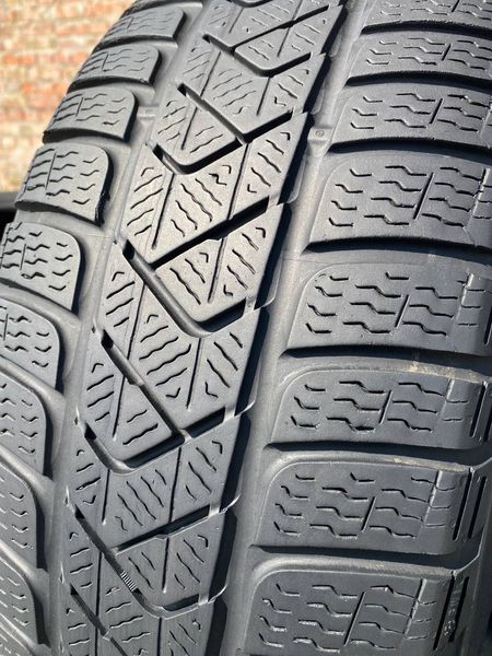 215/60R16 Pirelli Sottozero 3 0694 фото