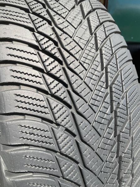 205/55R19 Bridgestone Blizzak LM001 01512olx фото