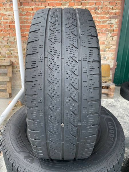 235/65R16C Goodyear Vector 4Seasons 01857 фото