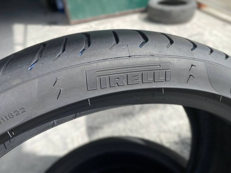 235/35R19 Pirelli P Zero 01168olx фото