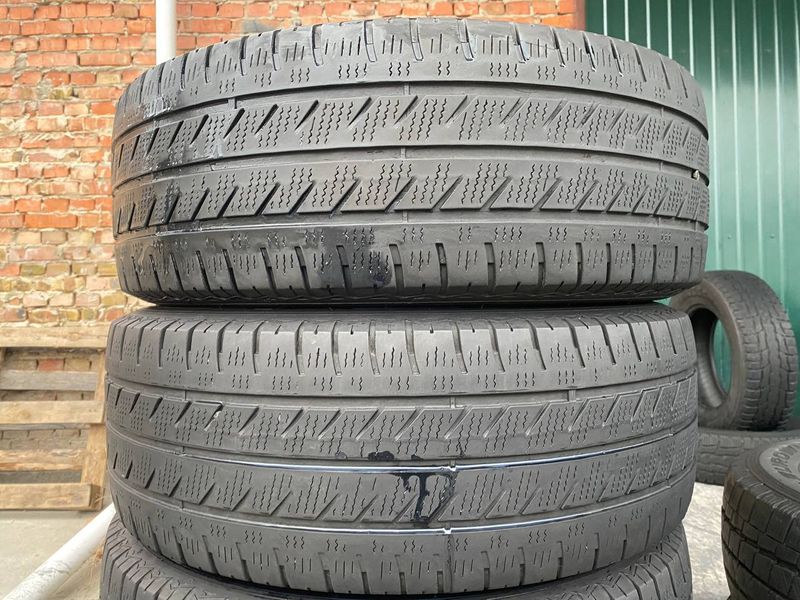 235/65R16C Goodyear Vector 4Seasons 01857 фото