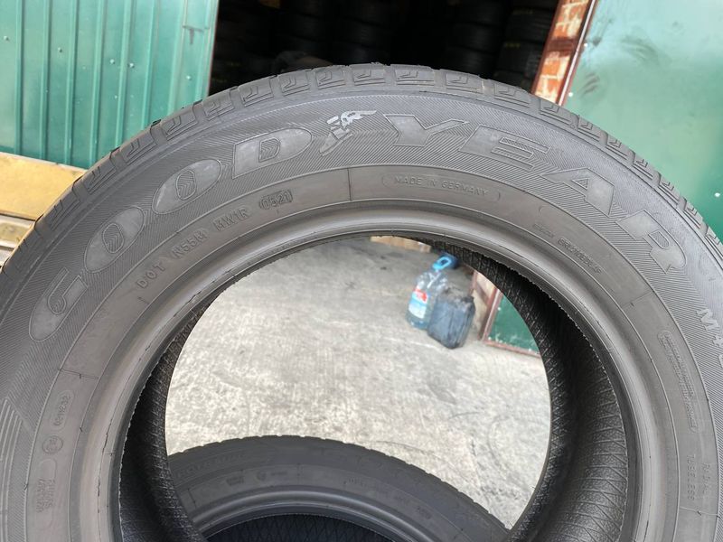 215/60R16 Goodyear Vector 4Seasons 0320 фото