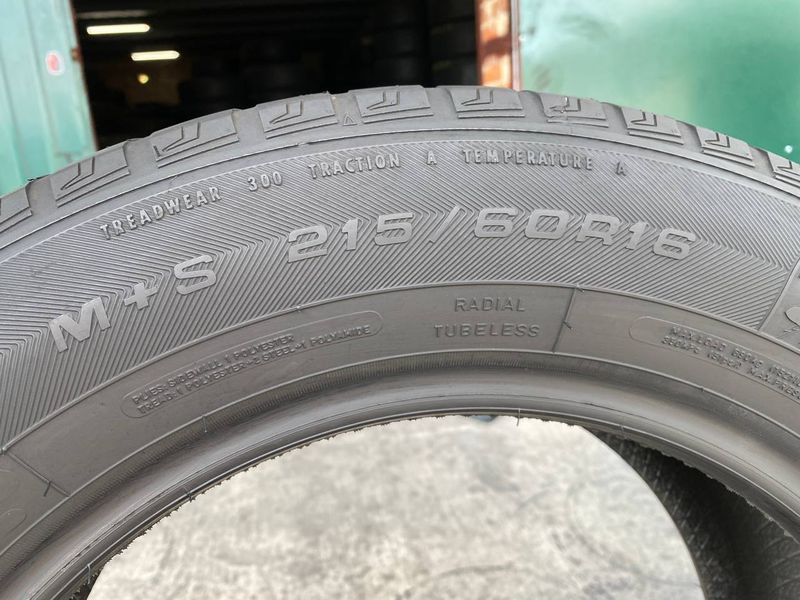 215/60R16 Goodyear Vector 4Seasons 0320 фото