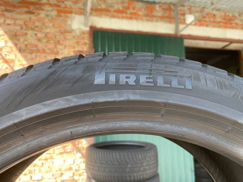 225/45R18 Pirelli Sottozero 3 d0334olx фото