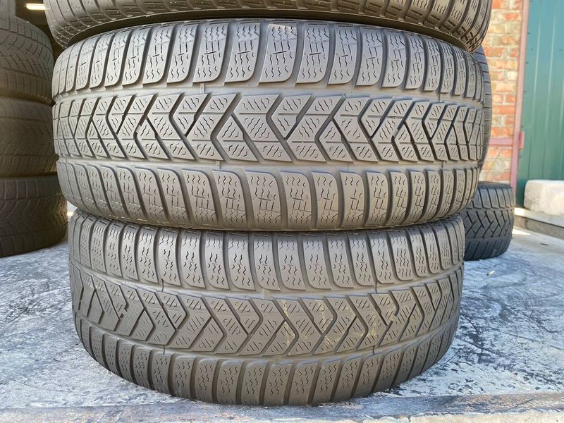 235/55R17 Pirelli Sottozero 3 0801 фото