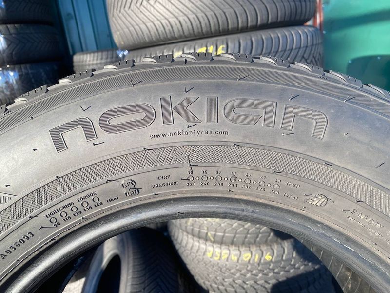 215/70R16 Nokian WR SUV 3 01794 фото