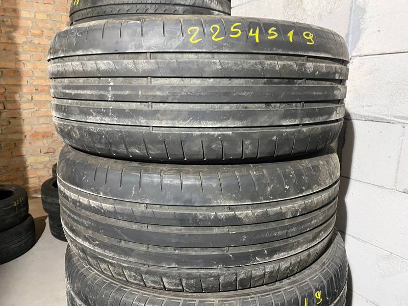 225/45R19 Dunlop Sport Maxx RT2 d0190 фото