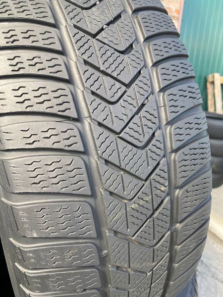 225/50R17 Pirelli Sottozero 3 d0408 фото