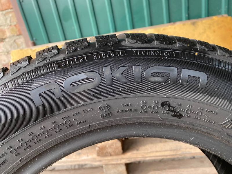 165/70R14 Nokian WR D4 01422 фото