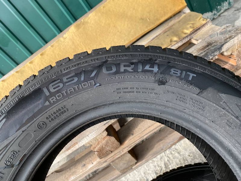 165/70R14 Nokian WR D4 01422 фото