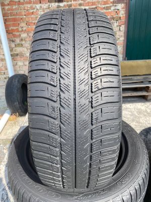 205/55R16 Goodyear Eagle Vector  01614 фото