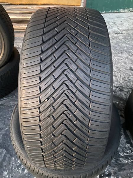 245/40R18 Continental AllSeasonContact 01847 фото