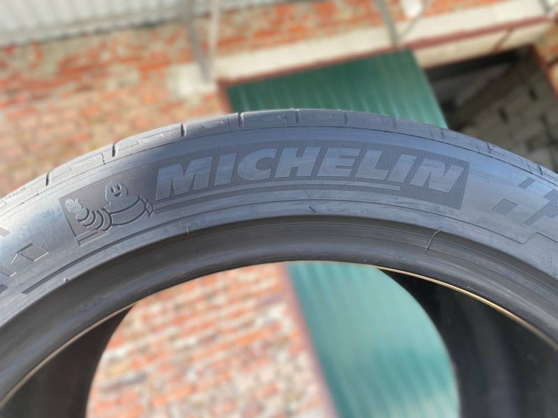 345/30R19 Michelin Pilot Sport PS2 01157olx фото