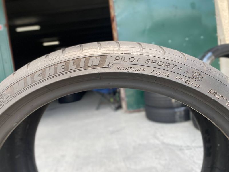 225/35R19 Michelin Pilot Sport 4S 0903olx фото