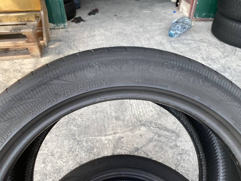 235/45R18 Vredestein UltracVorti 01516 фото