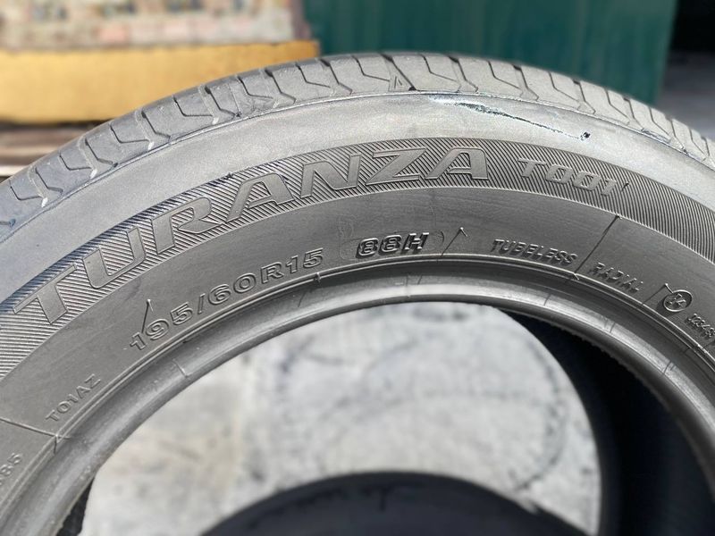 195/60R15 Bridgestone Turanza T001 01003 фото