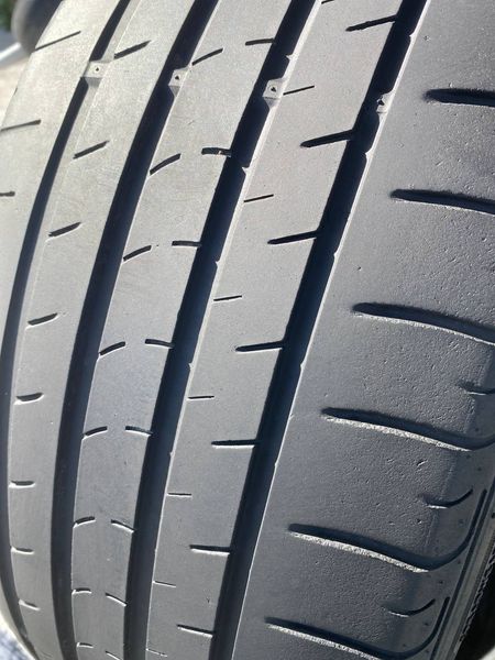 235/45R19 Nexen N`Fera RU1 01159olx фото