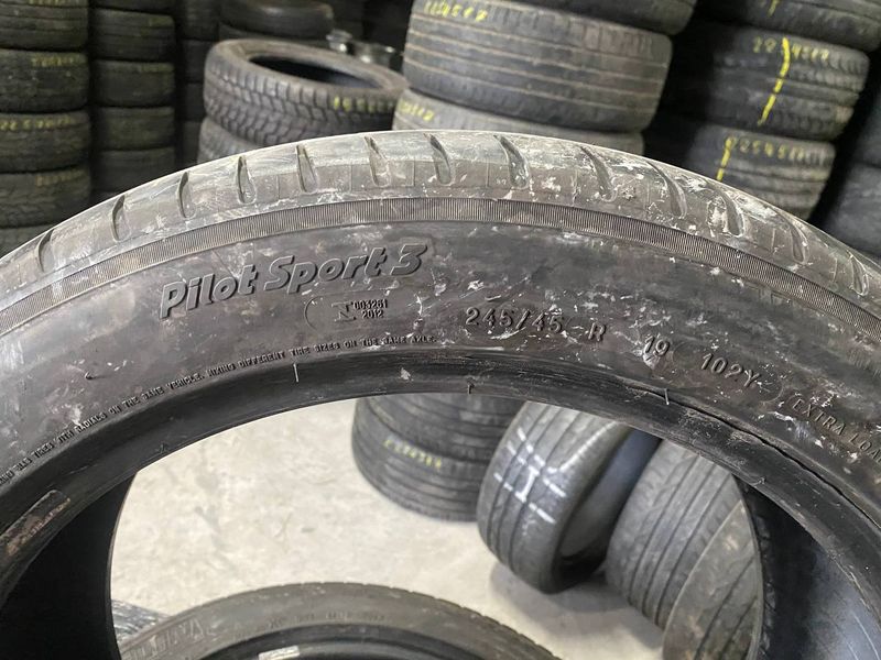 245/45R19 Michelin Pilot Sport 3 0855 фото