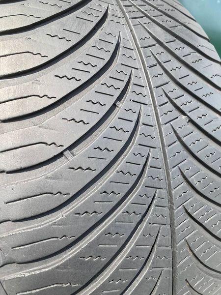 215/50R17 Goodyear Vector 4Seasons Gen-2 0252olx фото