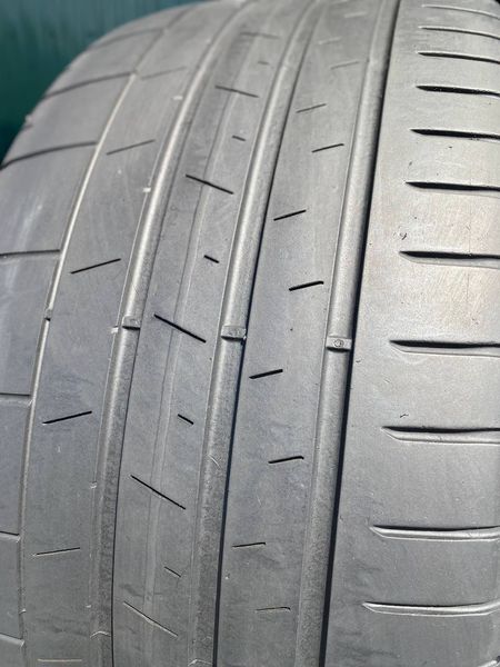 265/35R20 Pirelli P Zero 01111 фото