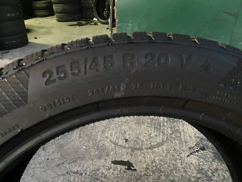 255/45R20 Continental WinterContact TS850P 01851 фото