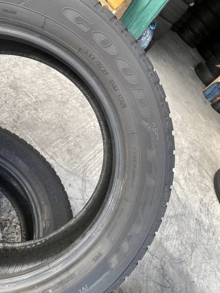 215/60R17 Goodyear Vector 4Seasons 0328olx фото