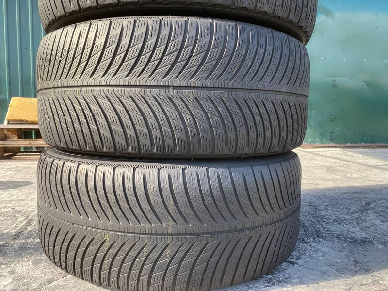 275/45R20 Michelin Pilot Alpin 5 SUV ZP d0077 фото