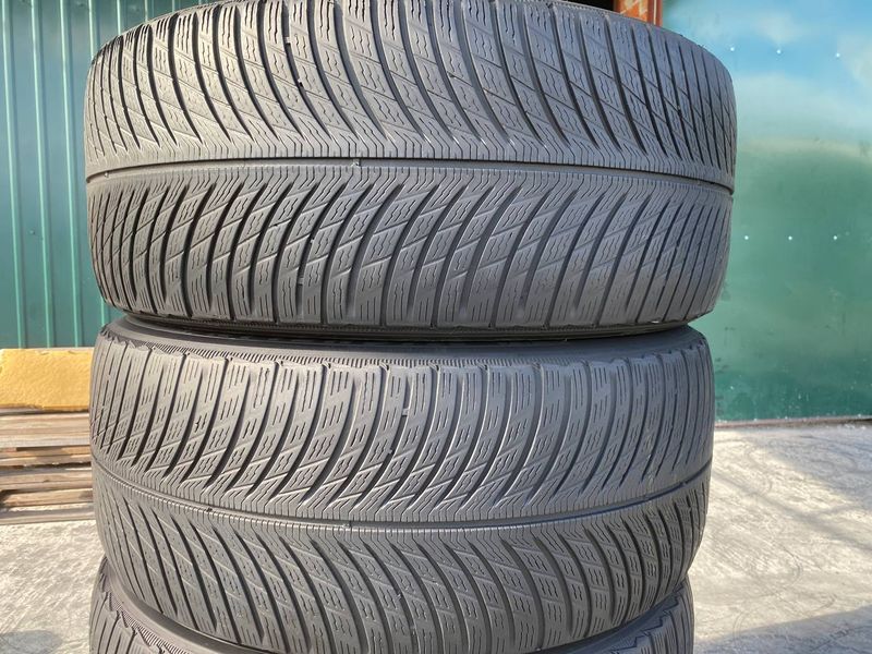 275/45R20 Michelin Pilot Alpin 5 SUV ZP d0077 фото