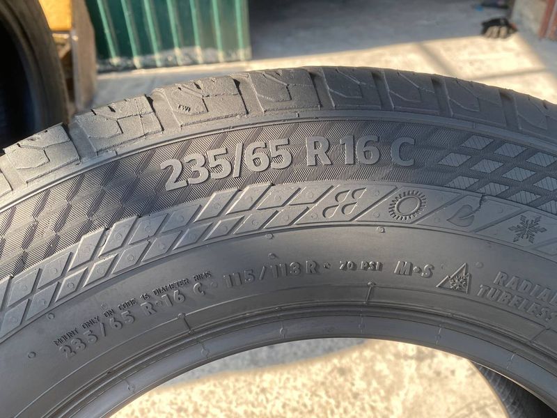 235/65R16C Continental VanContact 4Season 01247 фото