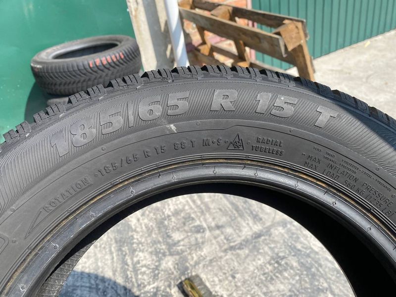 185/65R15 Semperit Master-Grip 2 0078 фото