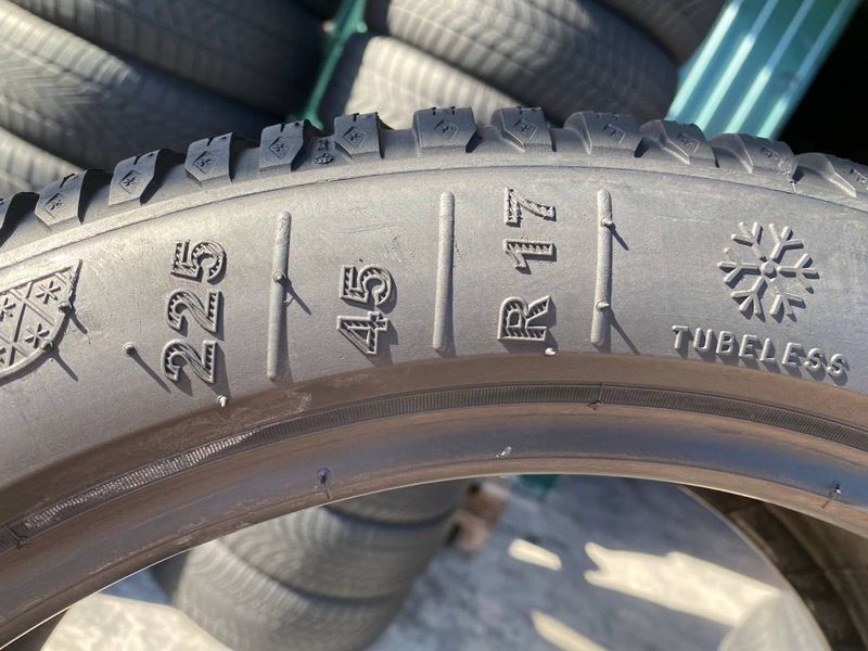 225/45R17 Kleber Krisalp HP3 d0412 фото