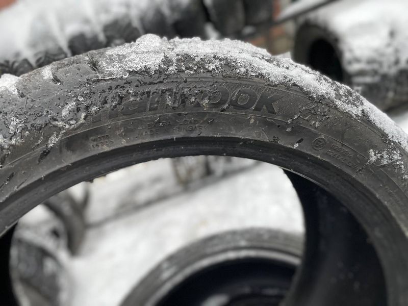 265/40R20 Hankook Winter I`Cept evo2 d0078 фото