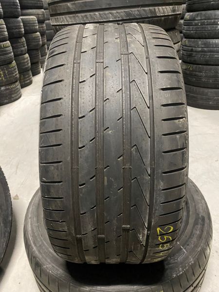 255/40R17 Hankook Ventus S1 evo2 d0342olx фото