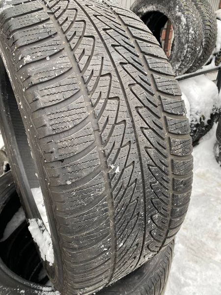 285/45R20 Goodyear UltraGrip 8 d0084 фото