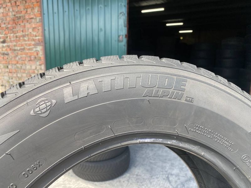 215/70R16 Michelin Latitude Alpin LA2 0191 фото