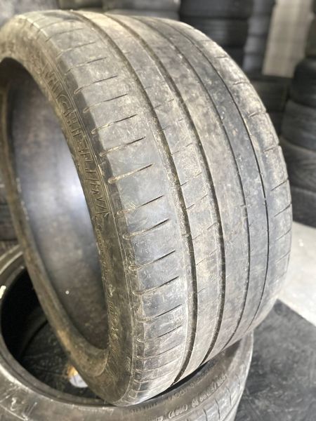 275/35R19 Michelin Pilot Super Sport 0911 фото