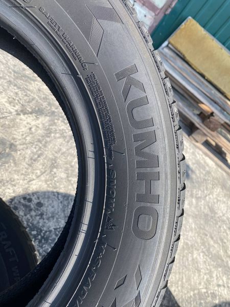 205/60R16 Kumho WinterCraft WP52 0655 фото