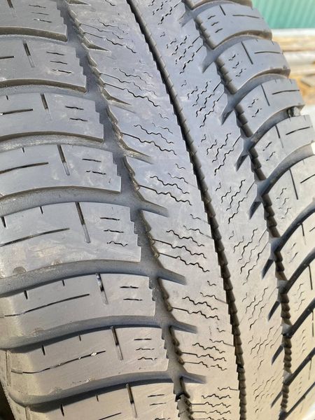 215/55R16 Goodyear Eagle Vector  01346 фото