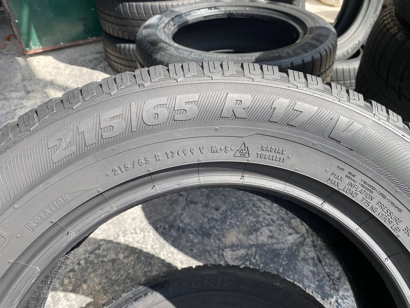 215/65R17 Semperit Master-Grip2 0287 фото