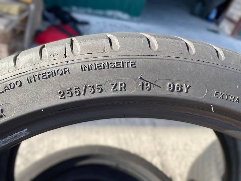 255/35R19 Michelin Pilot Sport 3 01164olx фото