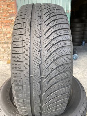 235/55R17 Michelin Pilot Alpin PA4 d0383olx фото