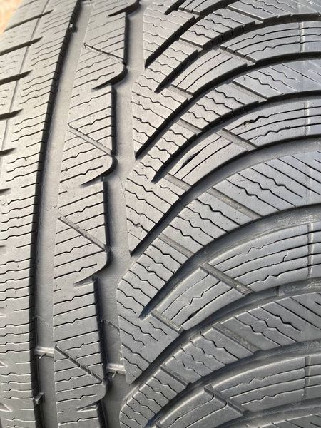 235/55R17 Michelin Pilot Alpin PA4 d0383olx фото