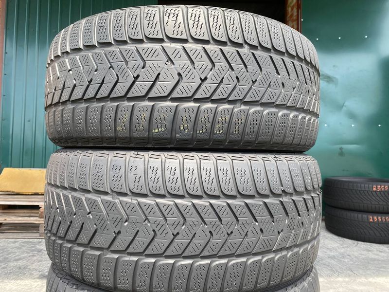 225/45R17 Pirelli Sottozero 3 01528olx фото