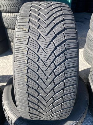 225/45R17 Continental ContiWinterContact TS850 0760 фото