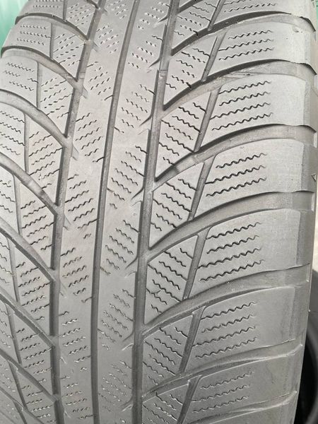 205/60R16 Bridgestone Blizzak LM001 0662 фото