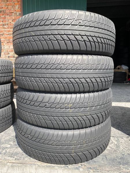 215/65R17 Bridgestone Blizzak LM001 01529 фото